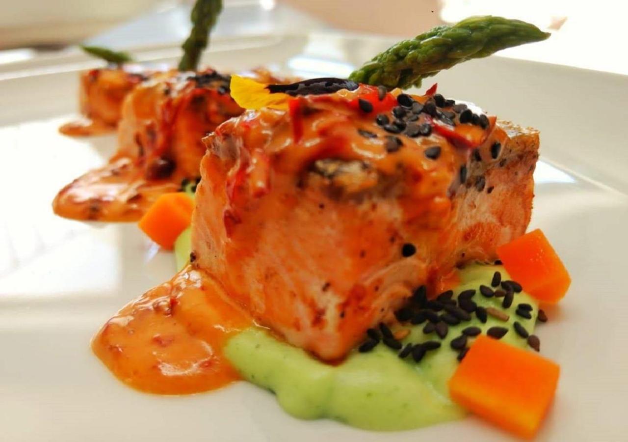 Hotel Las Puertas De 테포츨란 외부 사진