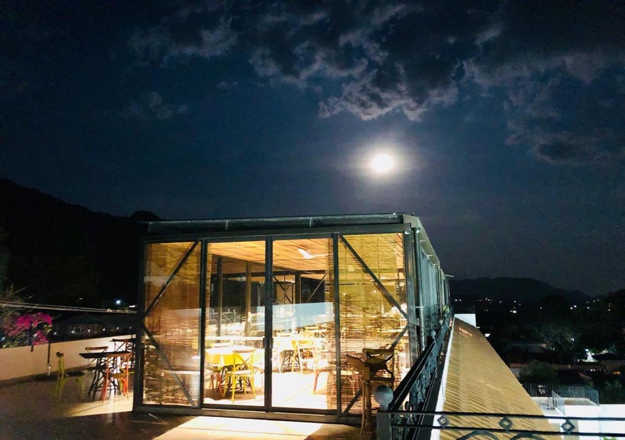 Hotel Las Puertas De 테포츨란 외부 사진